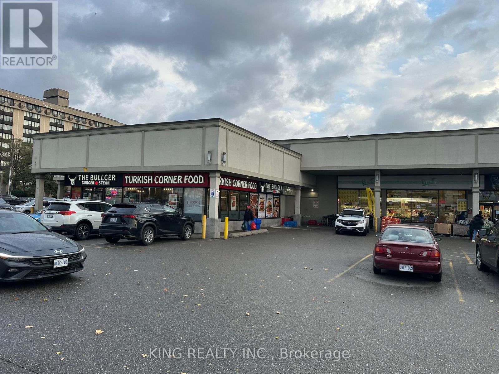 2712 Keele Street, Toronto, ON