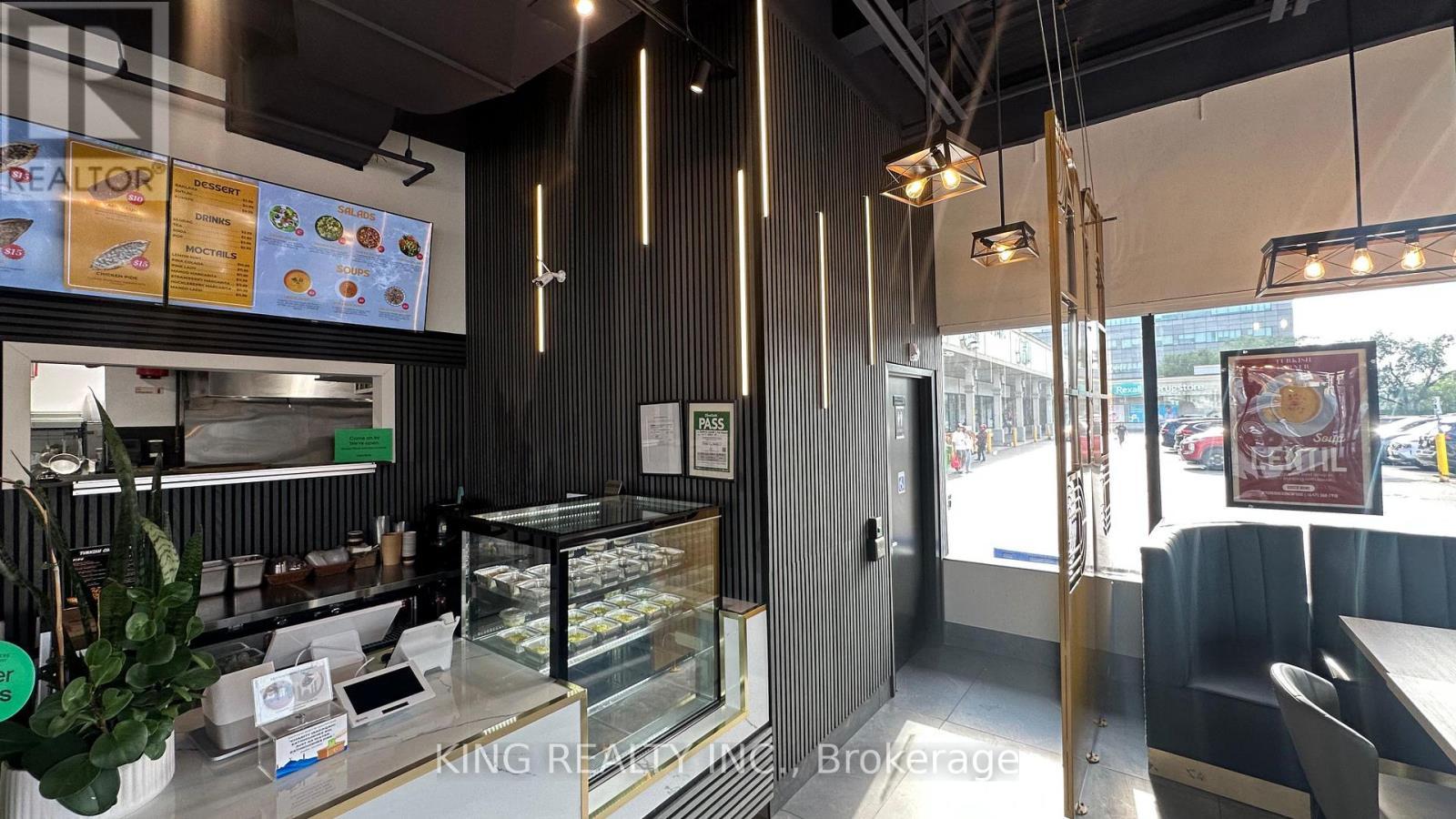 2712 Keele Street, Toronto, ON