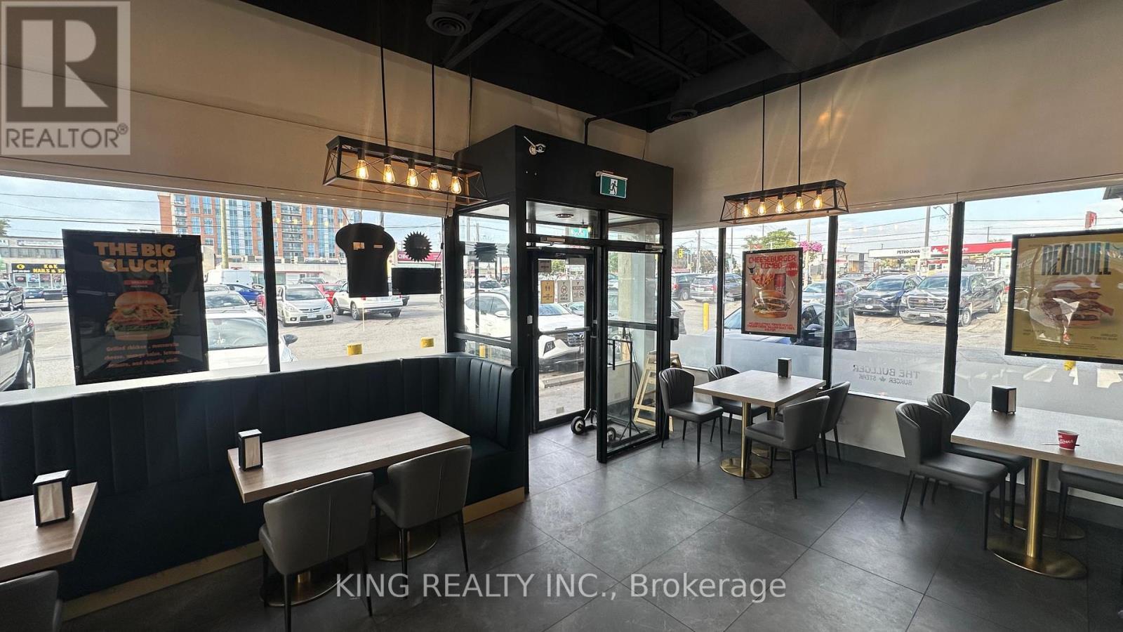 2712 Keele Street, Toronto, ON