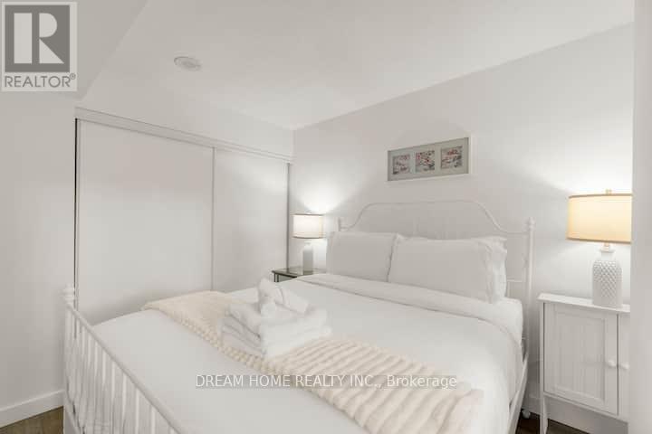 1810 - 151 Dan Leckie Way, Toronto, ON - Indoor Photo Showing Bedroom