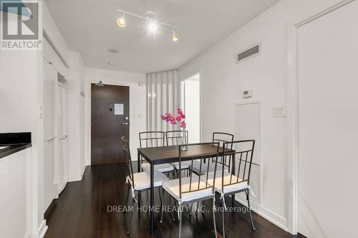 1810 - 151 Dan Leckie Way, Toronto, ON - Indoor Photo Showing Dining Room