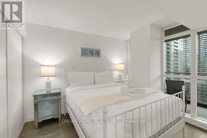 1810 - 151 Dan Leckie Way, Toronto, ON - Indoor Photo Showing Bedroom