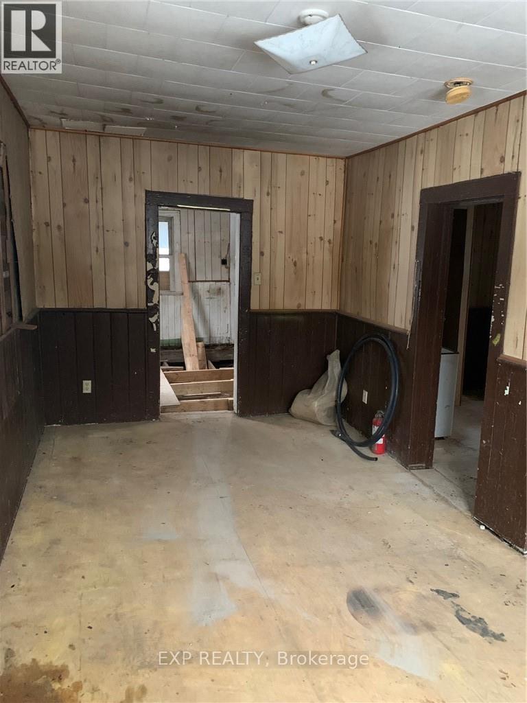 1 Doyle Street, Spanish, ON - Indoor