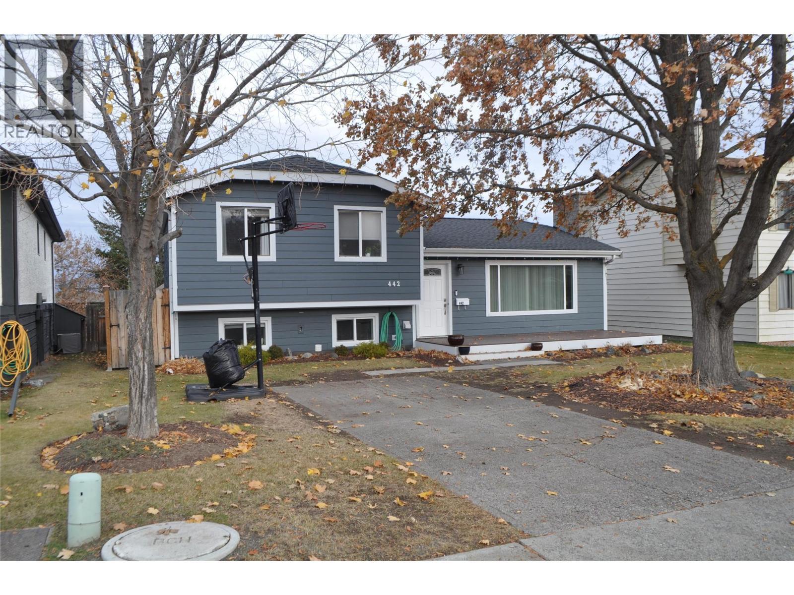 442 Garibaldi Drive, Kamloops, BC - Outdoor