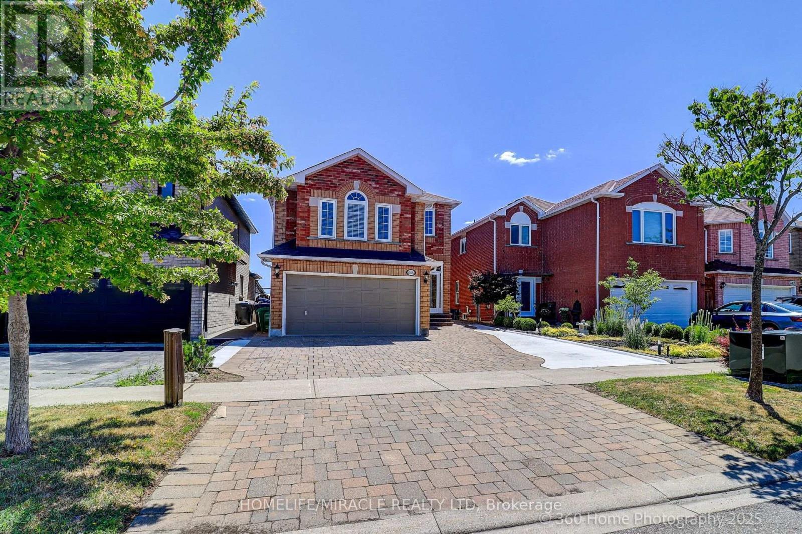 608 Driftcurrent Drive, Mississauga, ON - Outdoor With Facade