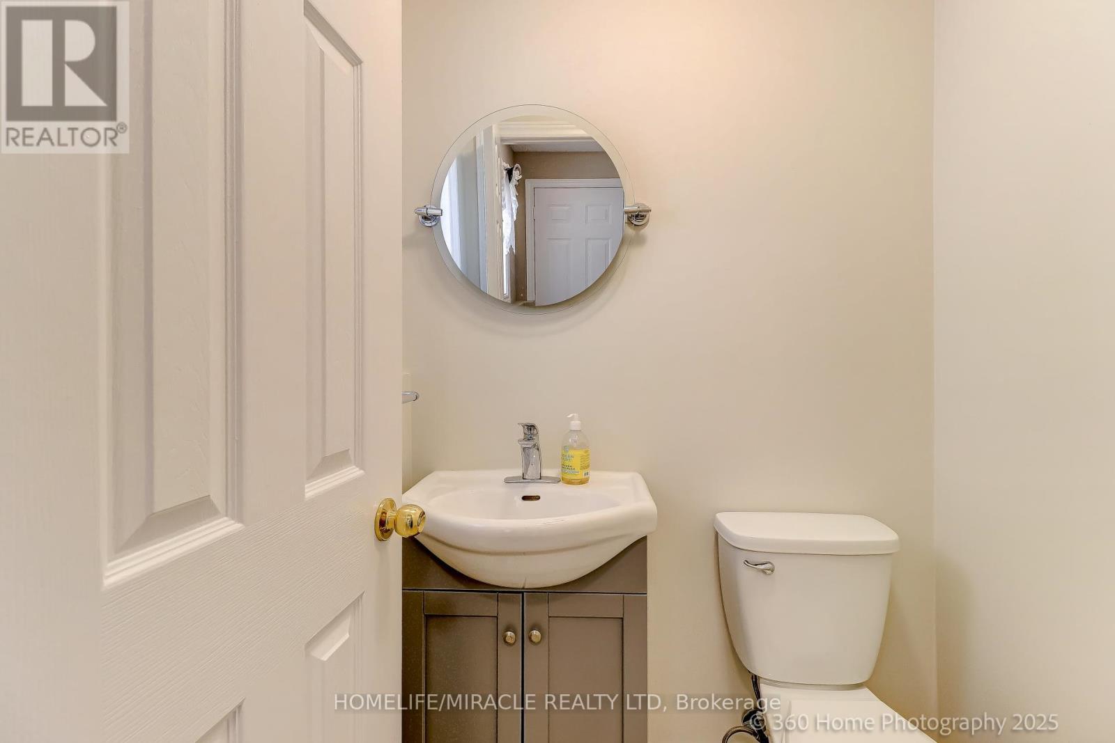 608 Driftcurrent Drive, Mississauga, ON - Indoor Photo Showing Bathroom
