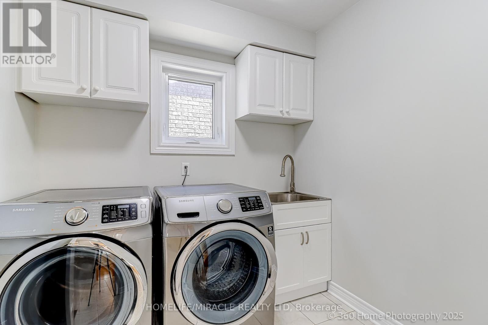 608 Driftcurrent Drive, Mississauga, ON - Indoor Photo Showing Laundry Room