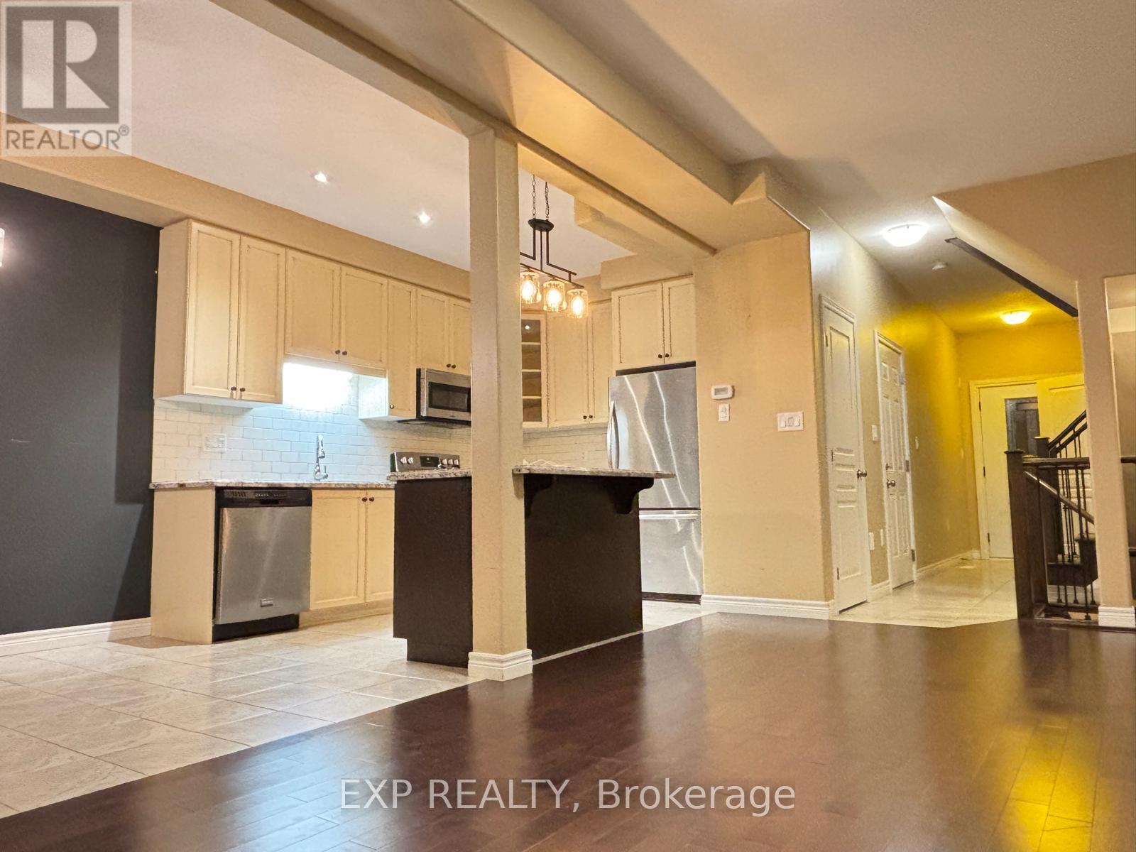 16 - 6 Chestnut Drive, Grimsby, ON - Indoor Photo Showing Kitchen