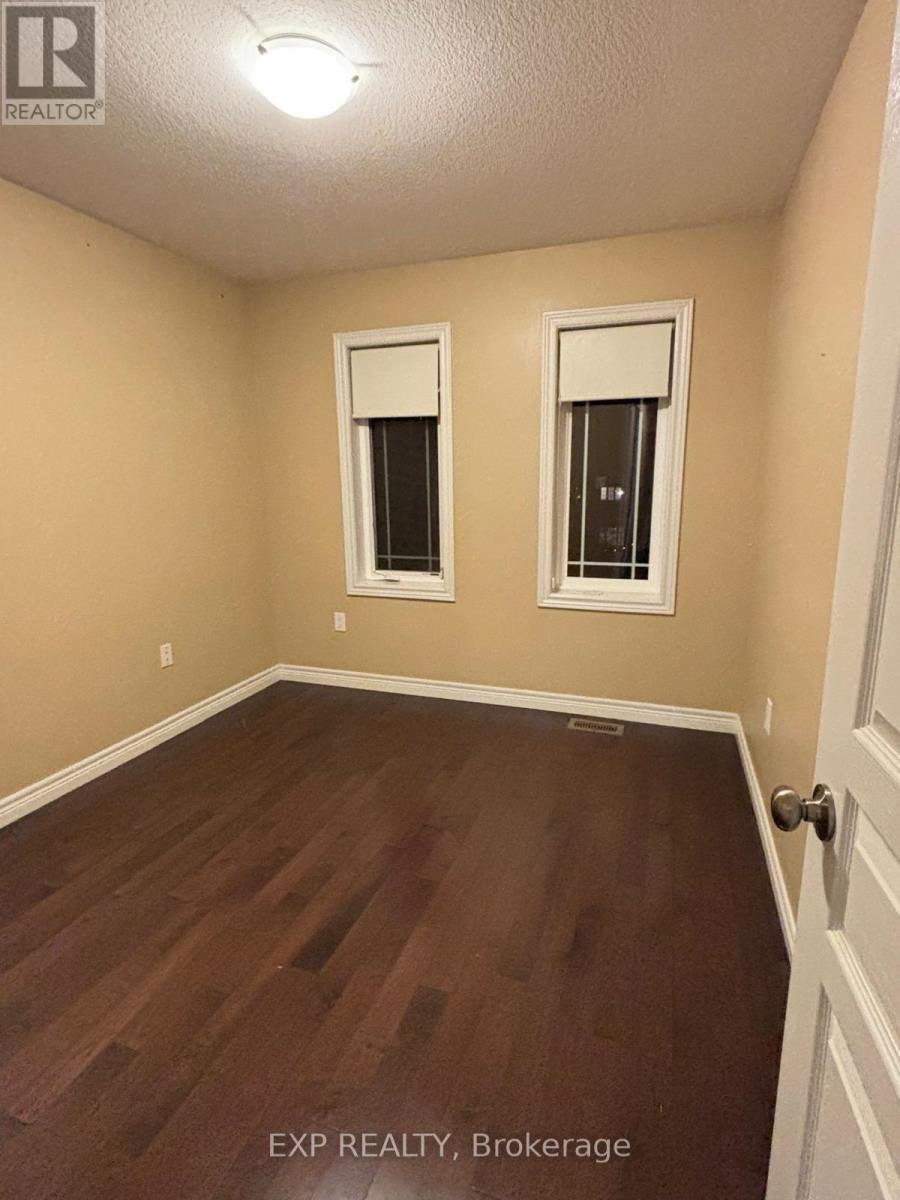 16 - 6 Chestnut Drive, Grimsby, ON - Indoor Photo Showing Other Room