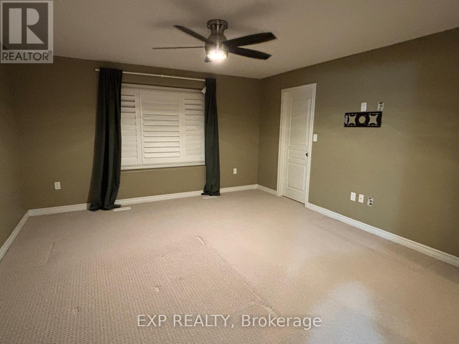 16 - 6 Chestnut Drive, Grimsby, ON - Indoor Photo Showing Other Room