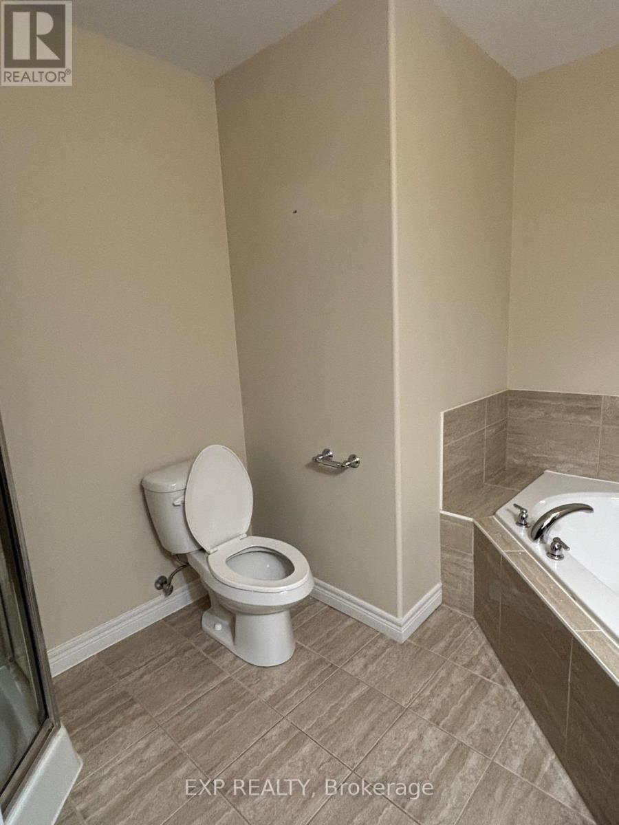 16 - 6 Chestnut Drive, Grimsby, ON - Indoor Photo Showing Bathroom