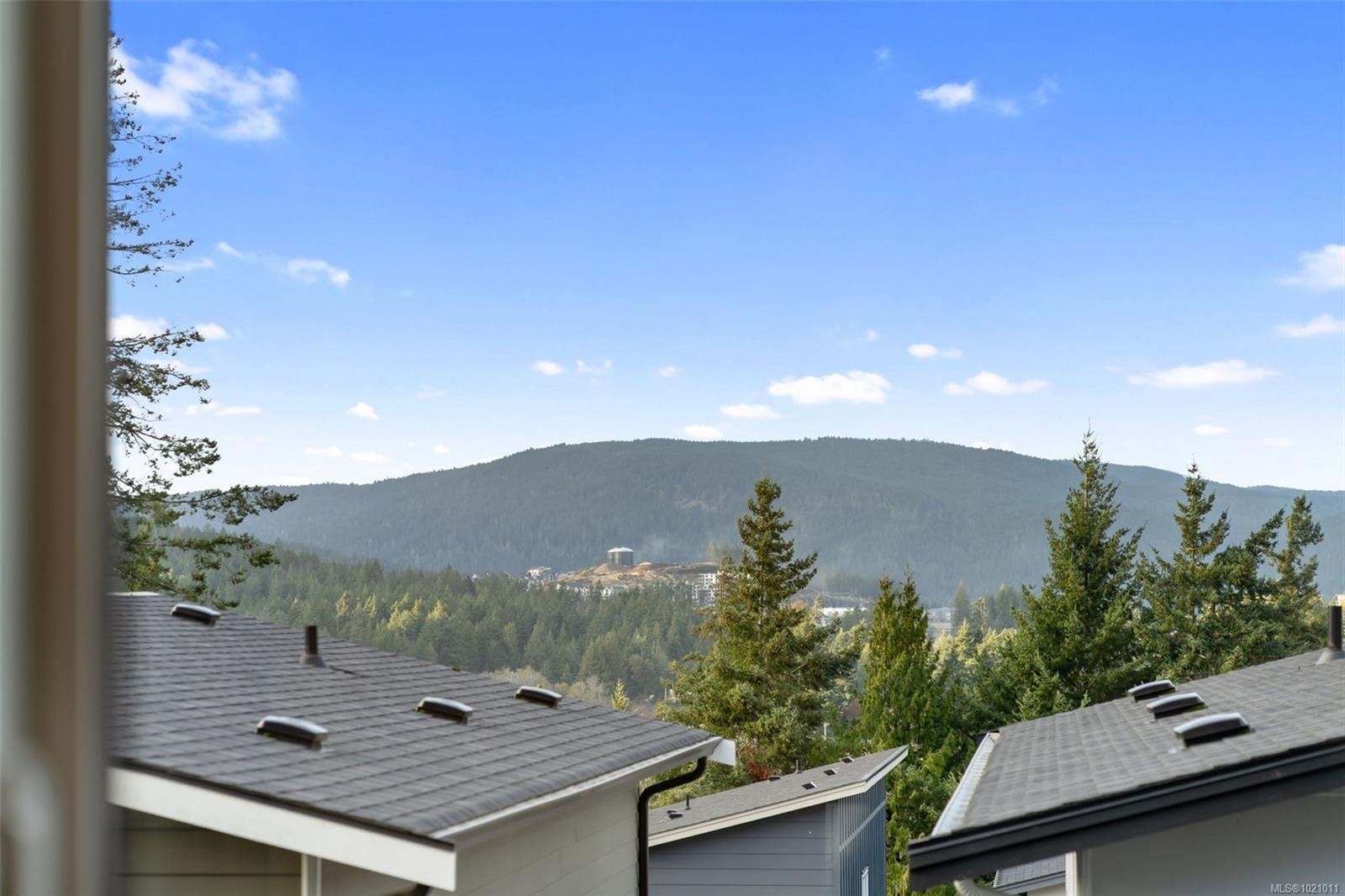 3477 Myles Mansell Rd, Langford, BC