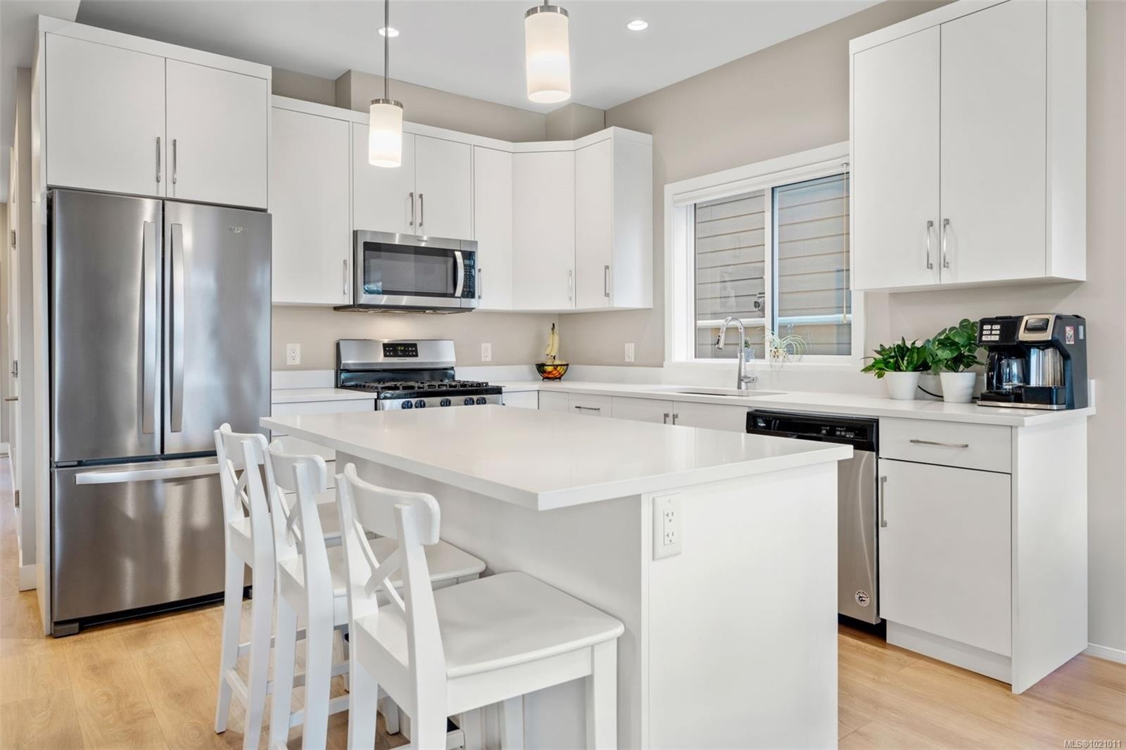 3477 Myles Mansell Rd, Langford, BC