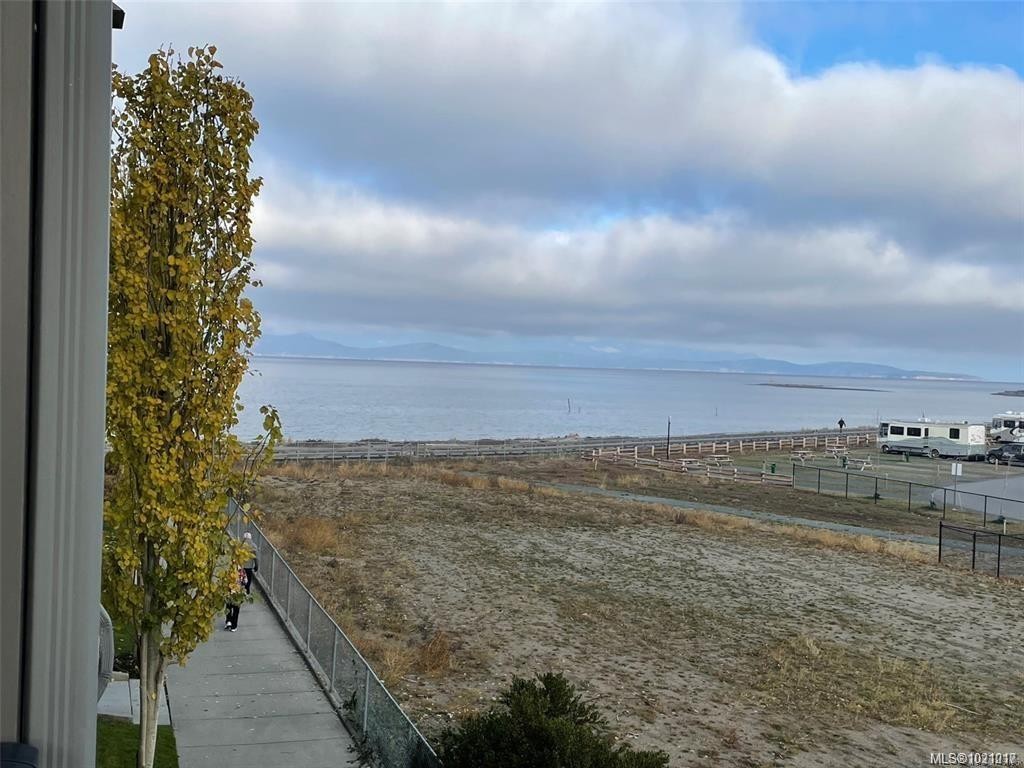 205D-181 Beachside Dr, Parksville, BC - Outdoor With View