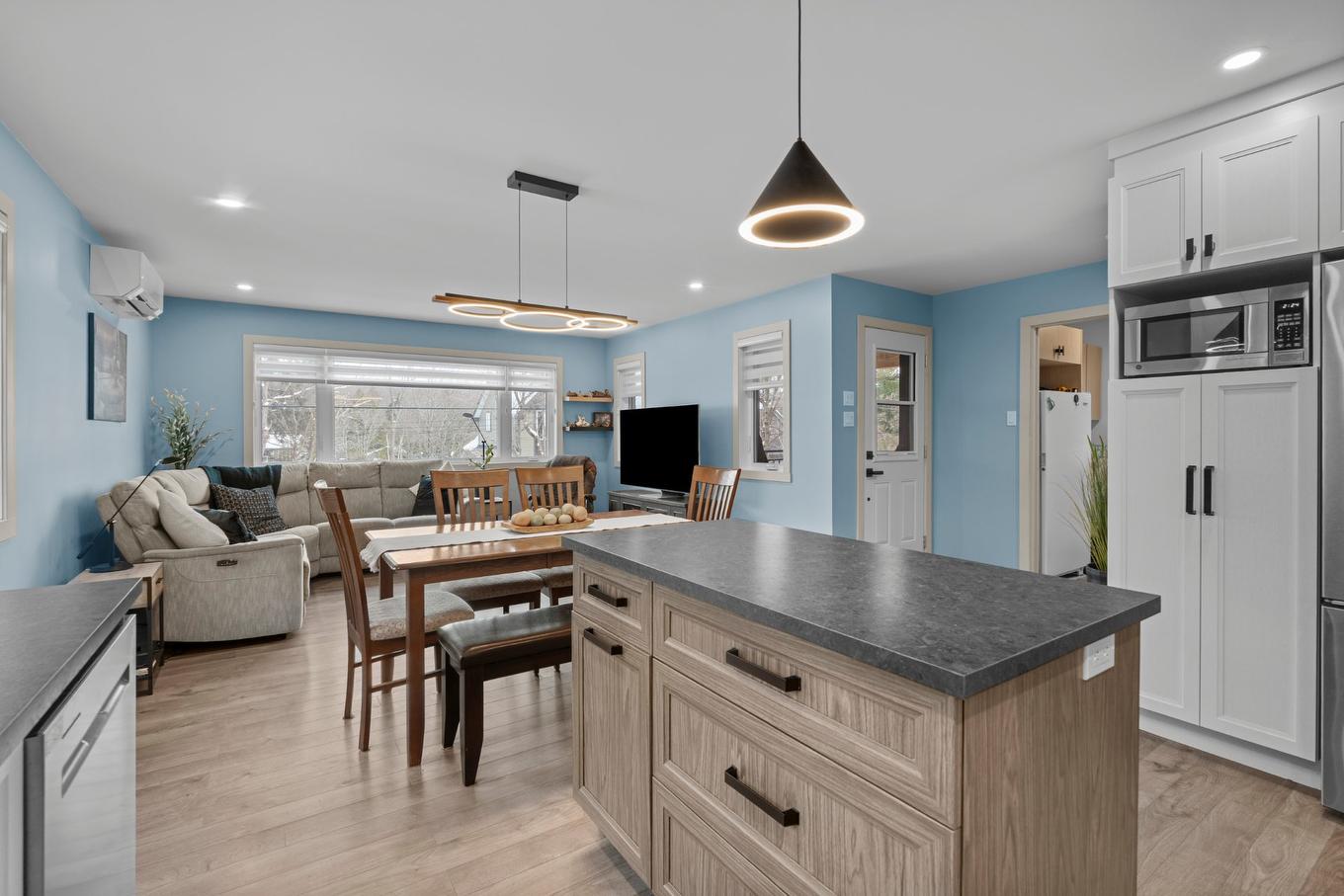 Salle à manger - 4030 Ch. Plaisance, Sainte-Julienne, QC - Indoor