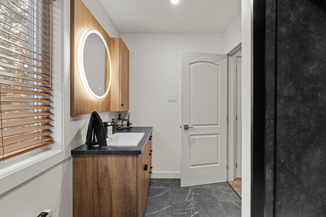 Salle de bains - 4030 Ch. Plaisance, Sainte-Julienne, QC - Indoor Photo Showing Bathroom