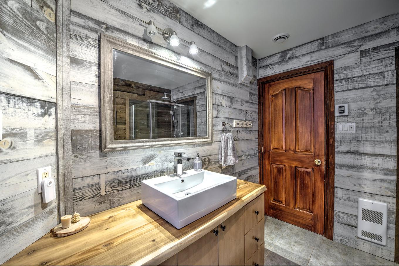 Bathroom - 1620 Rue Des Tangaras, Prévost, QC - Indoor Photo Showing Bathroom