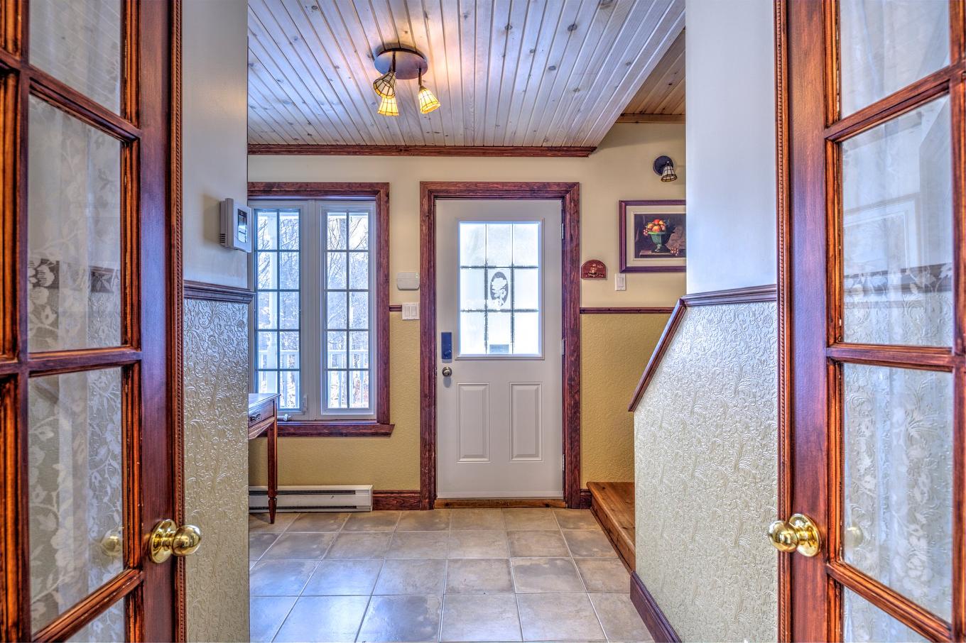 Hall - 1620 Rue Des Tangaras, Prévost, QC - Indoor Photo Showing Other Room