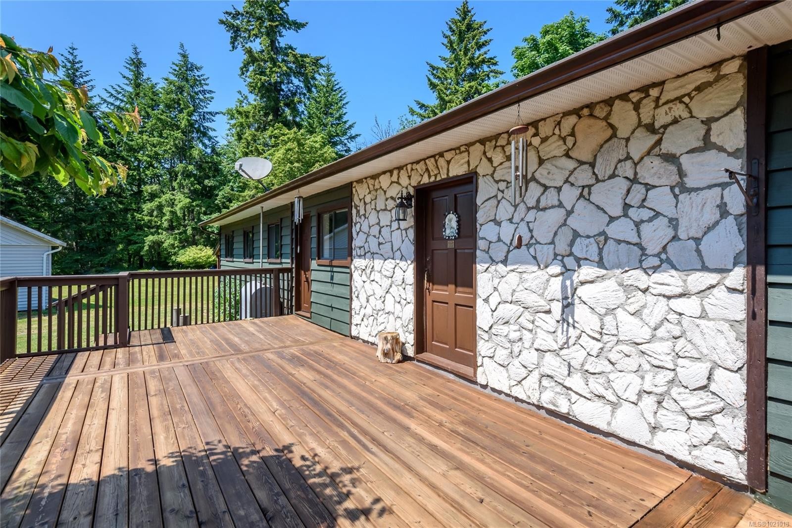 9437 Martin Park Dr, Black Creek, BC