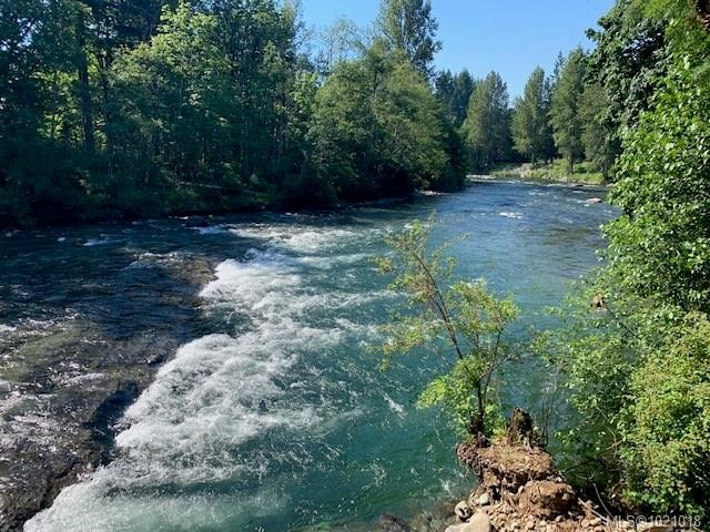 9437 Martin Park Dr, Black Creek, BC