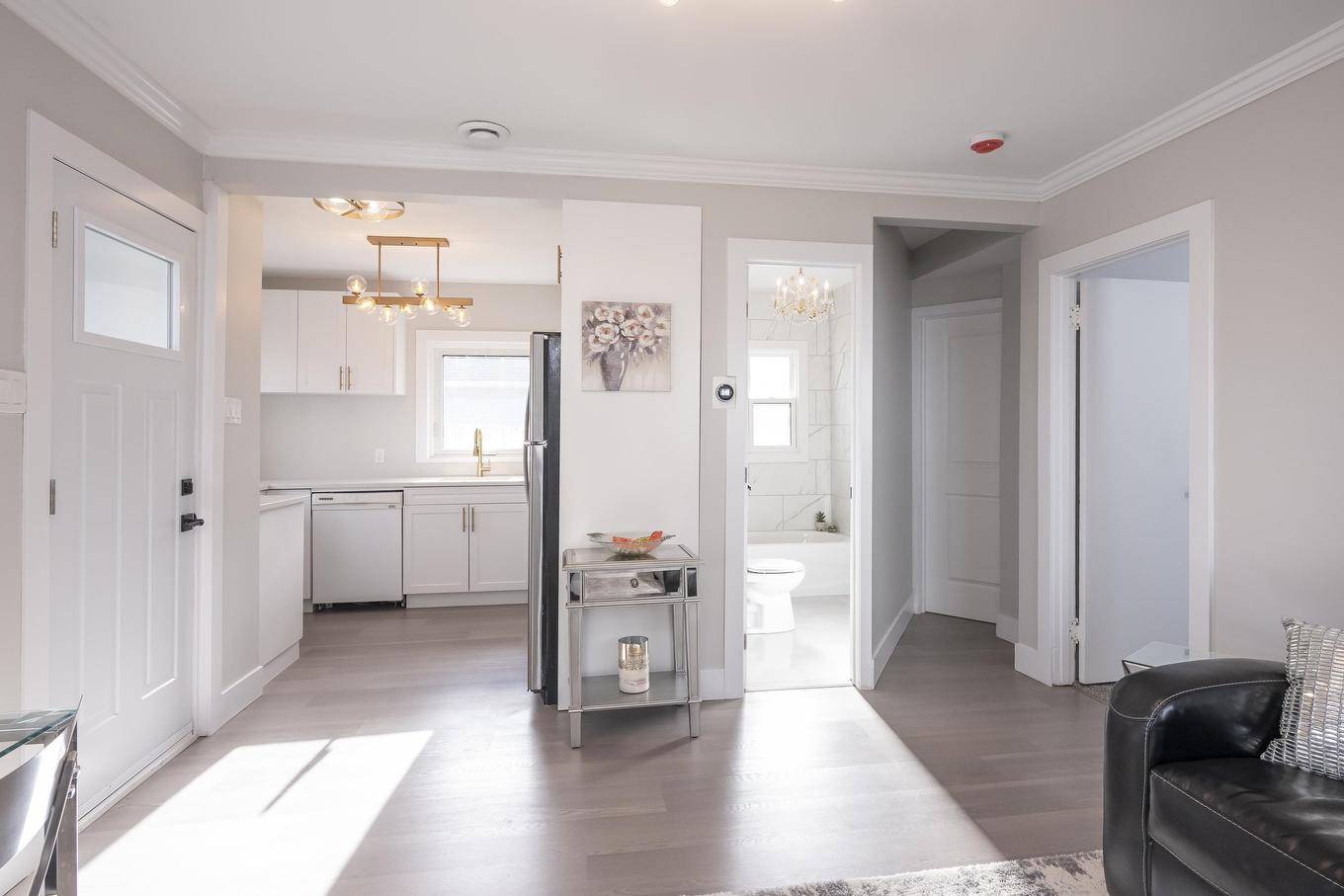 348 Frankwood Avenue, Thunder Bay, ON - Indoor