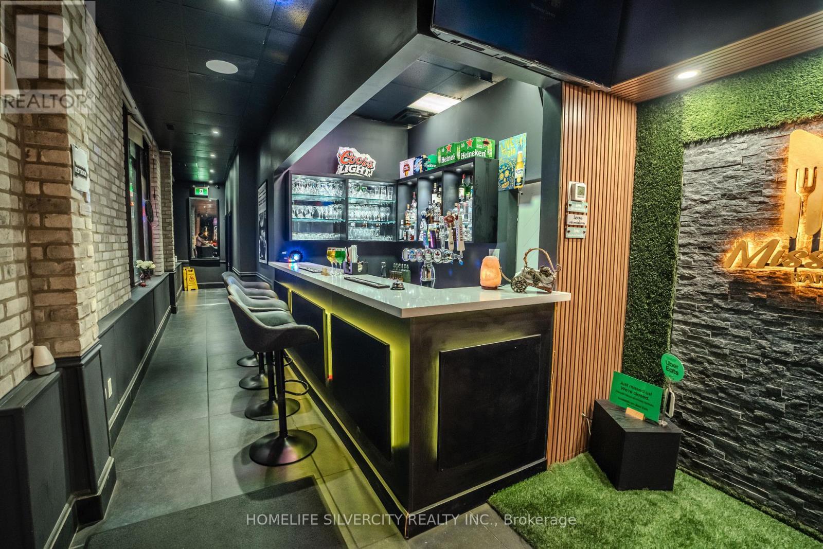 4870 Tomken Road, Mississauga, ON