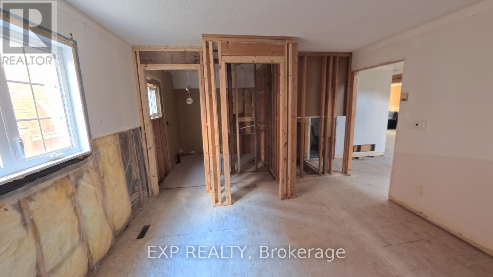 1 Millstone Drive, Brampton, ON - Indoor Photo Showing Other Room