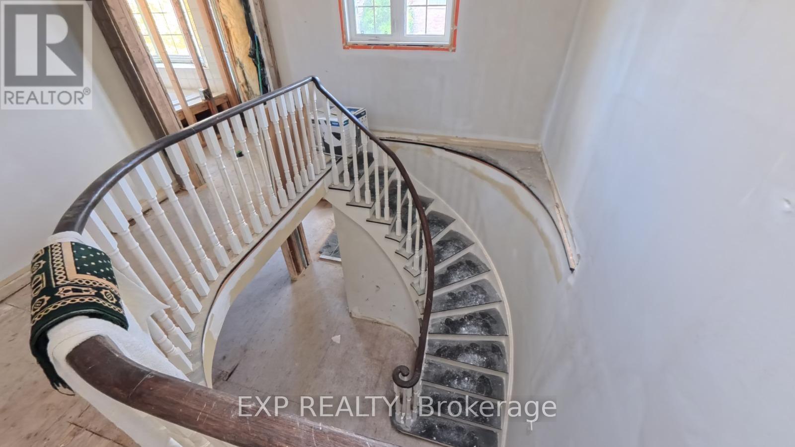 1 Millstone Drive, Brampton, ON - Indoor Photo Showing Other Room