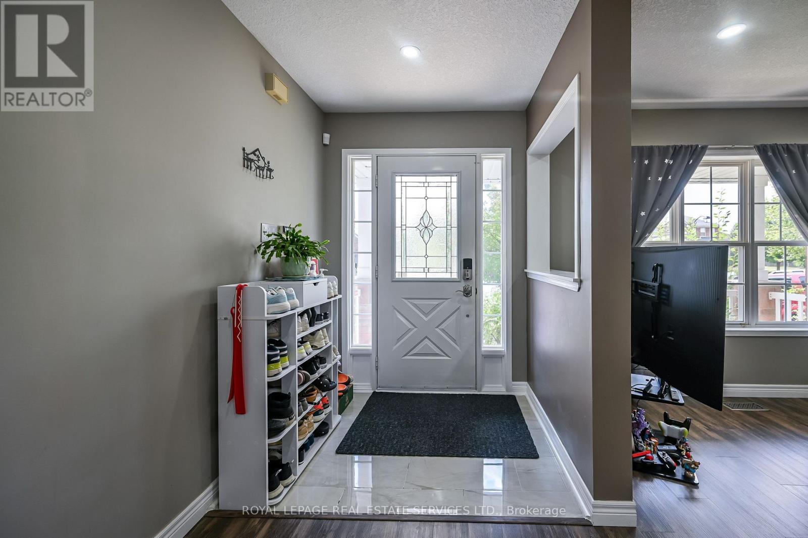 118 Blackburn Drive, Brantford, ON - Indoor Photo Showing Other Room