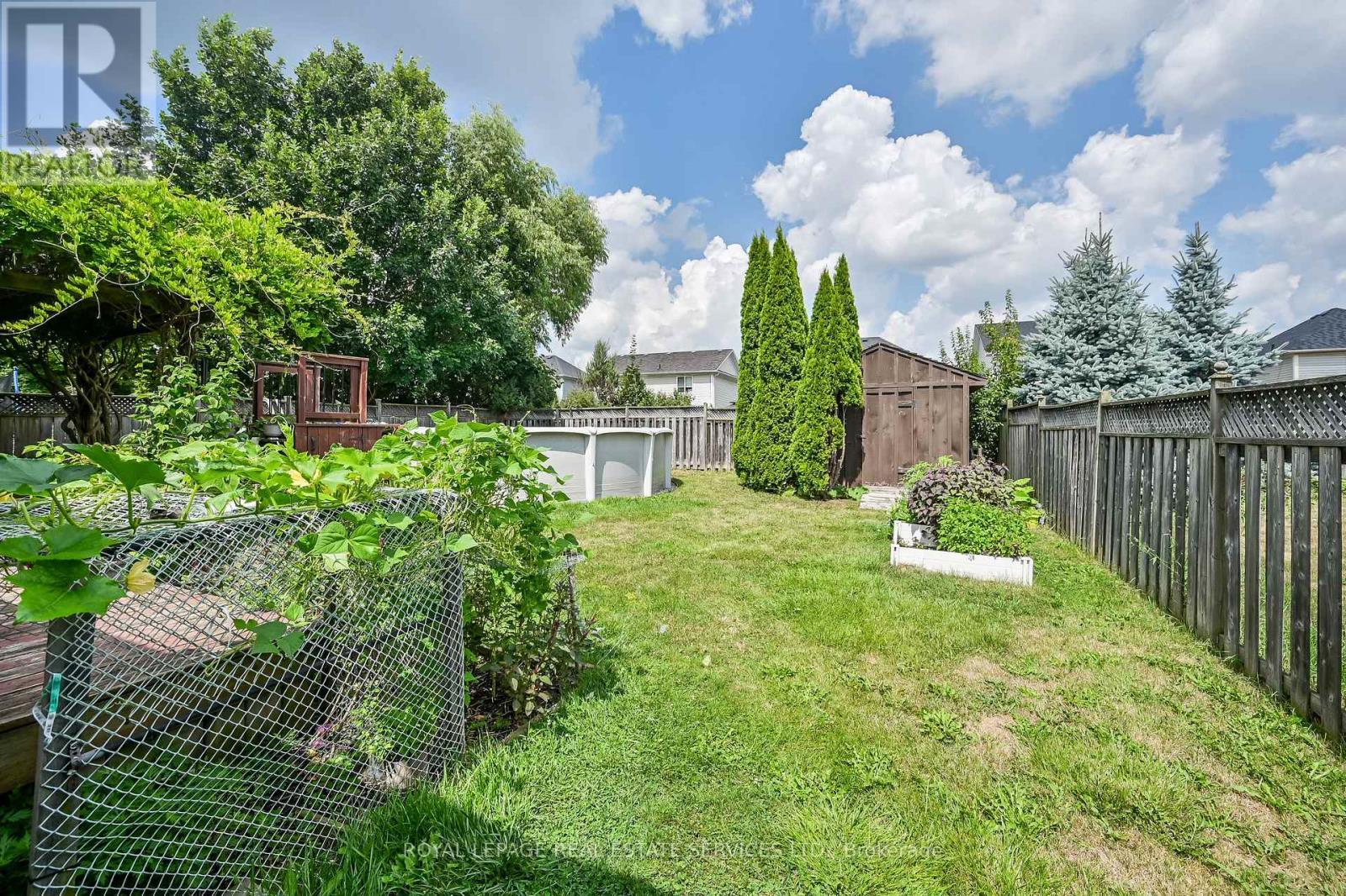 118 Blackburn Drive, Brantford, ON - Outdoor