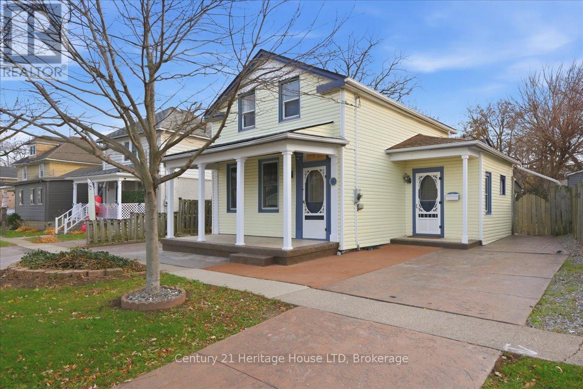 4 Cross Street, St. Catharines (E. Chester), ON - Outdoor With Facade
