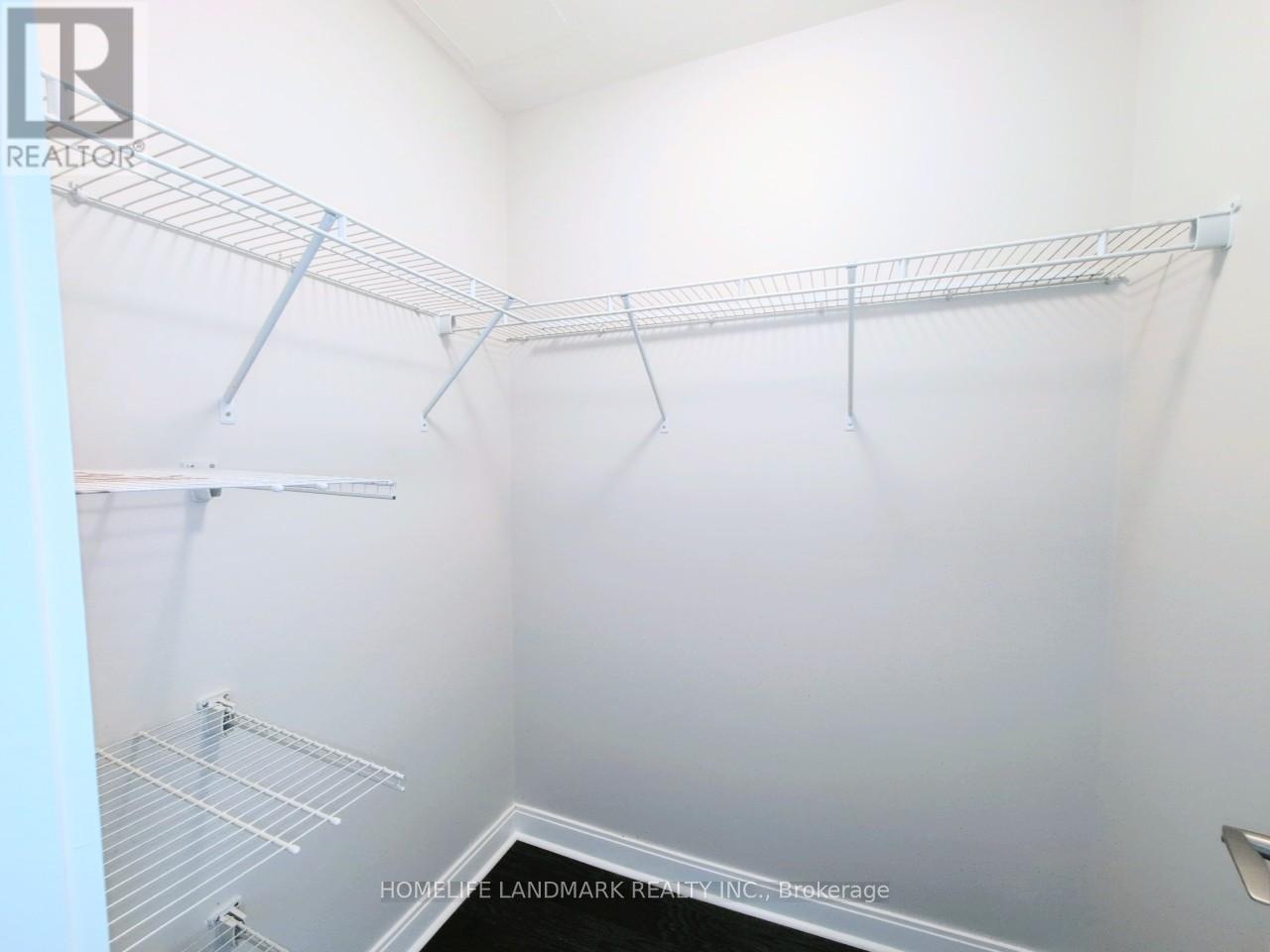 3306 - 825 Church Street, Toronto, ON - Indoor With Storage