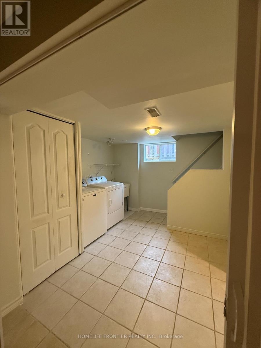 11 Thorncroft Crescent, Ajax, ON - Indoor