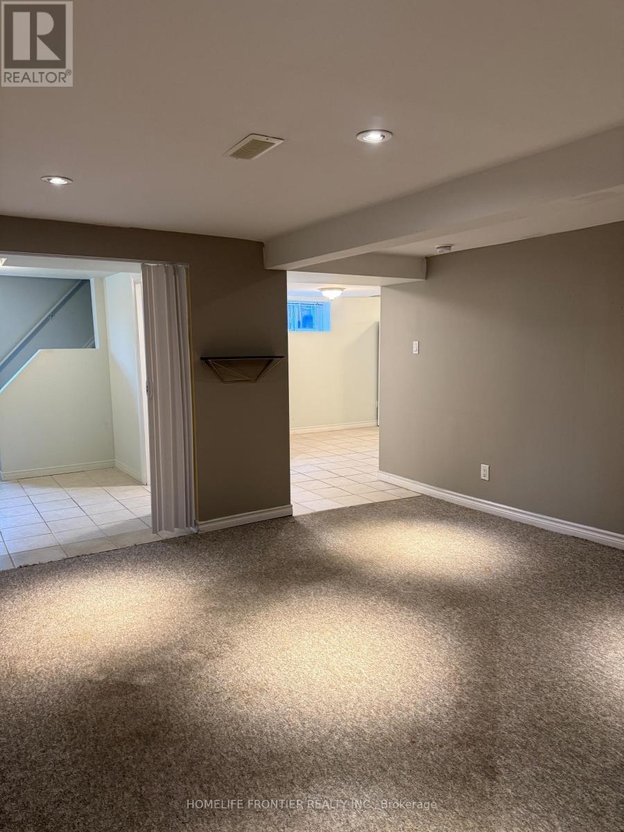 11 Thorncroft Crescent, Ajax, ON - Indoor