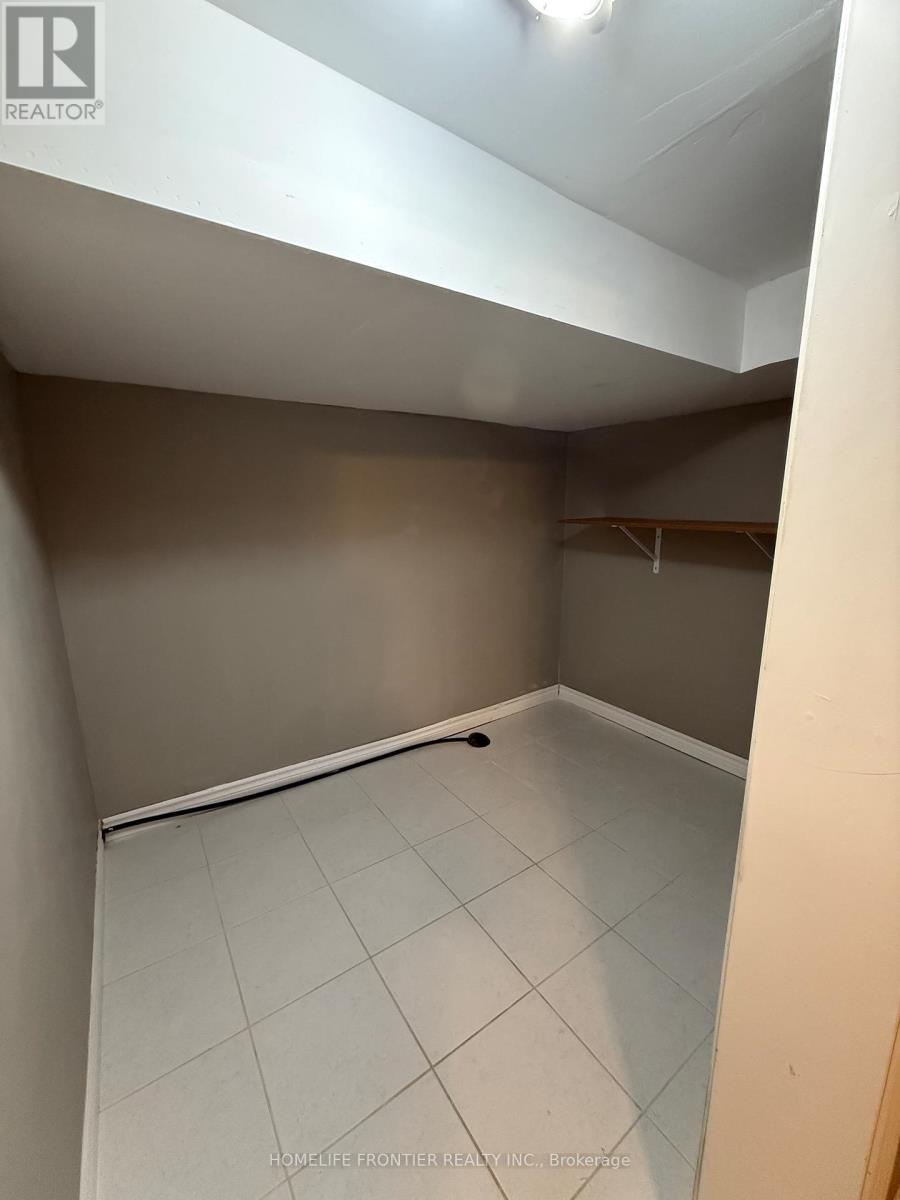 11 Thorncroft Crescent, Ajax, ON - Indoor