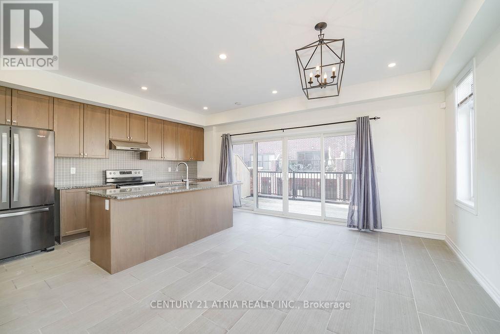 34 Isabella Peach Drive, Markham, ON - Indoor Photo Showing Kitchen