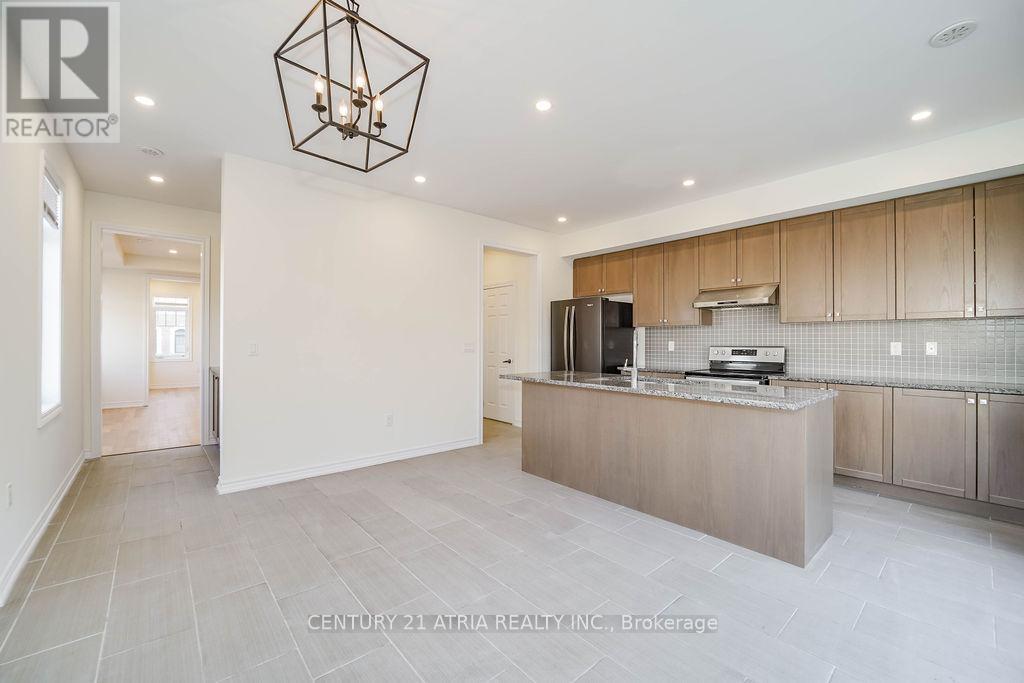 34 Isabella Peach Drive, Markham, ON - Indoor Photo Showing Kitchen