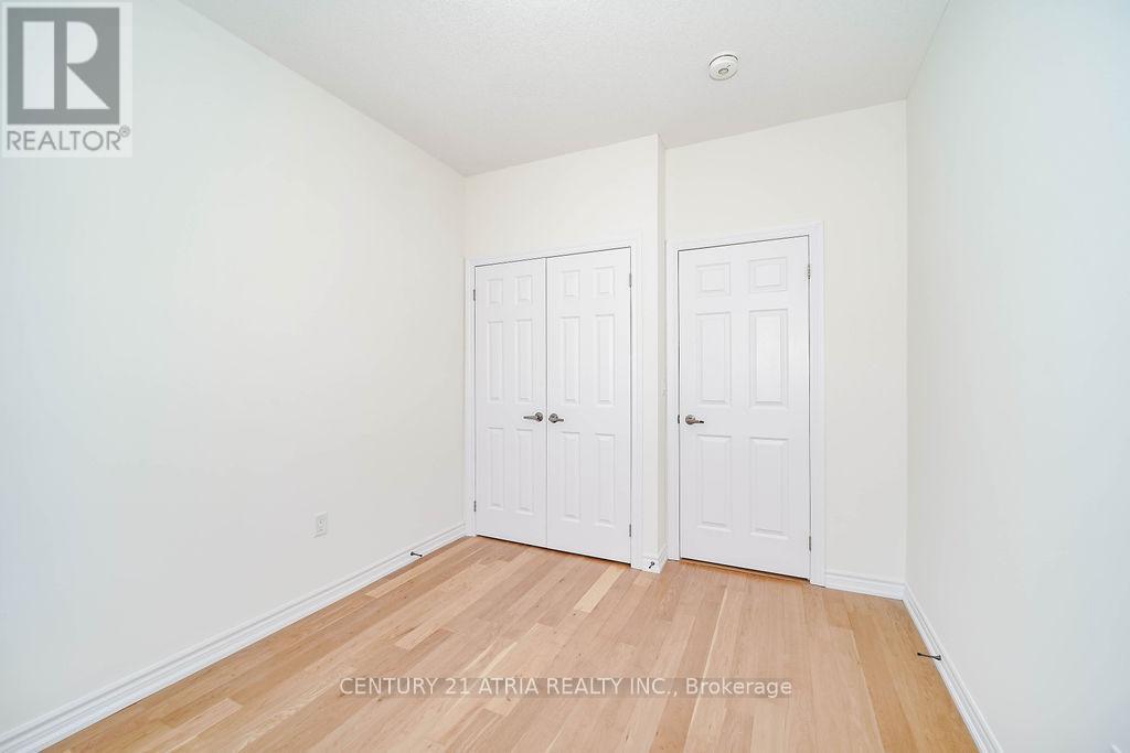 34 Isabella Peach Drive, Markham, ON - Indoor Photo Showing Other Room