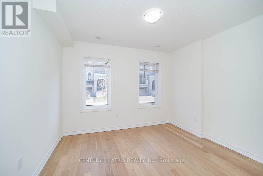 34 Isabella Peach Drive, Markham, ON - Indoor Photo Showing Other Room