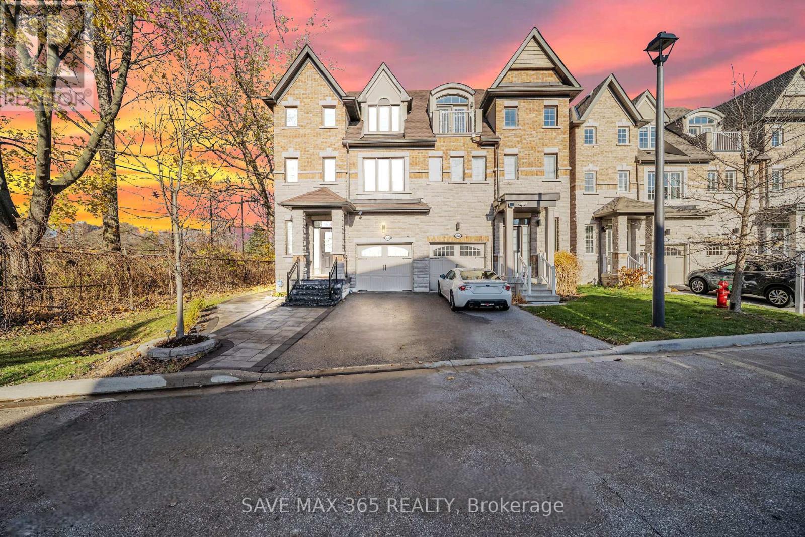 1223 Owls Head Road, Mississauga, ON - Outdoor With Facade