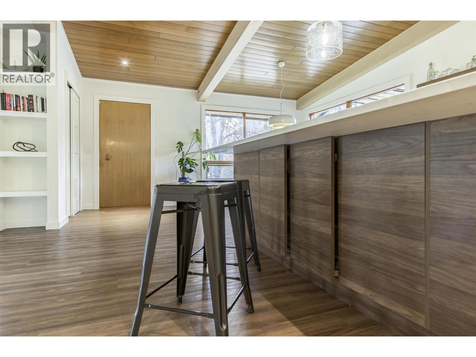 3153 Hall Road, Kelowna, BC - Indoor Photo Showing Other Room