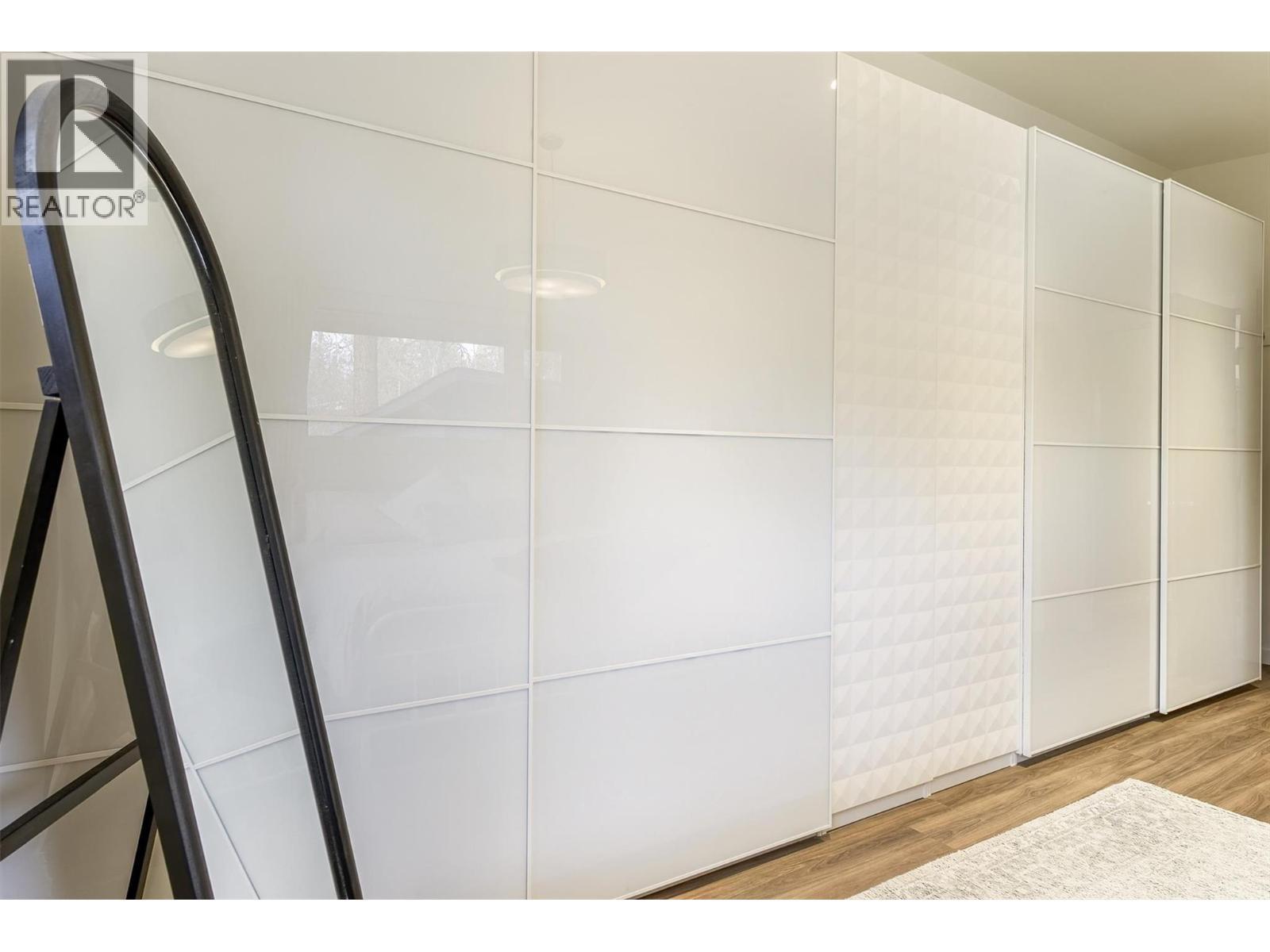 3153 Hall Road, Kelowna, BC - Indoor Photo Showing Bathroom