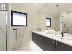 Master bathroom -