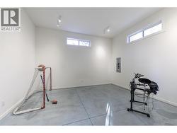 Bonus room in outbuilding -