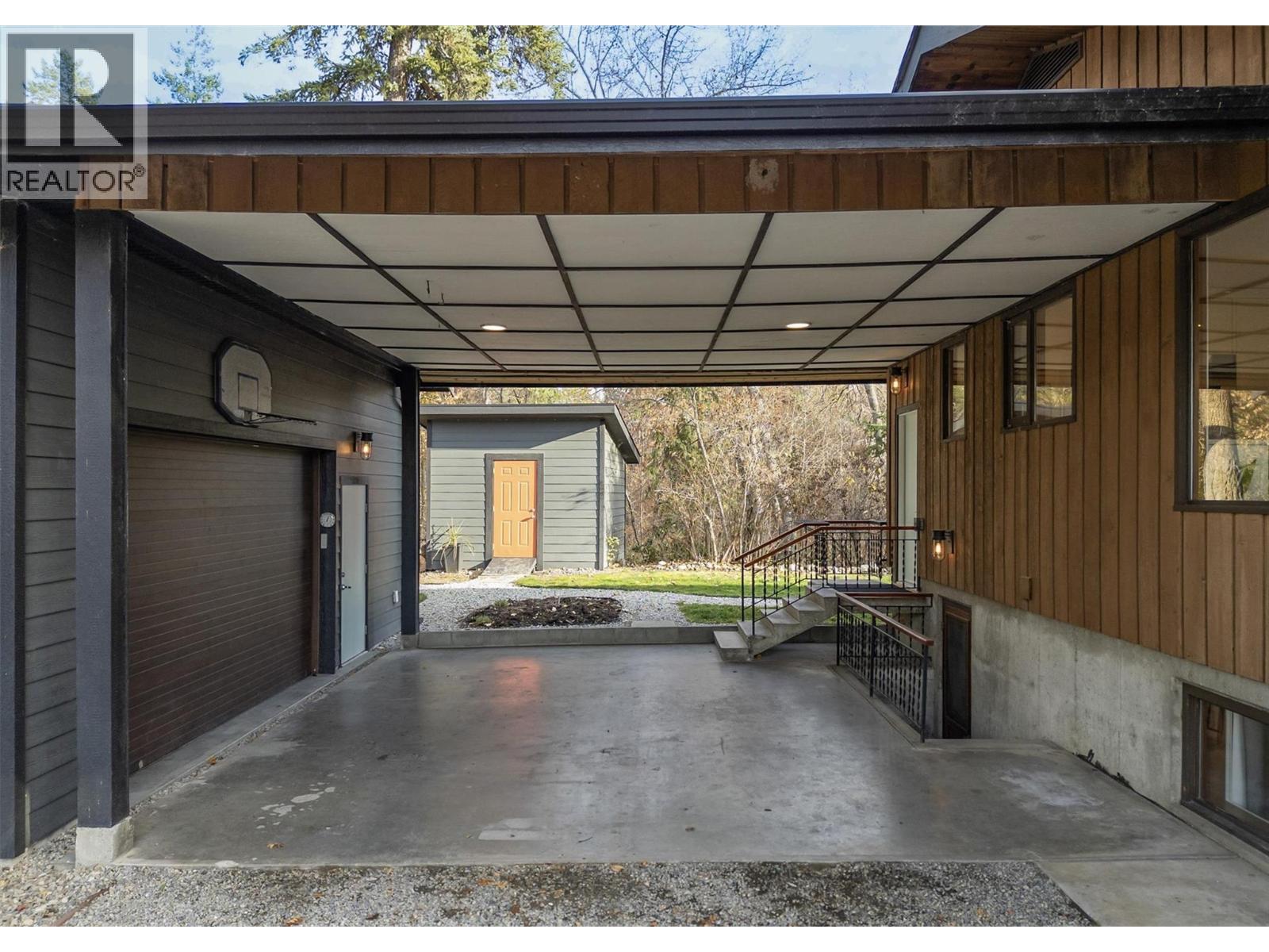 3153 Hall Road, Kelowna, BC - Outdoor With Exterior