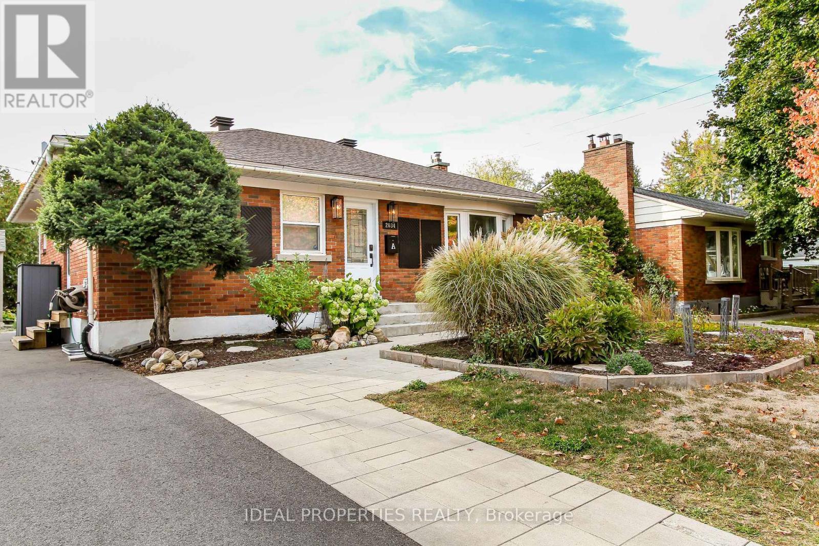 A - 2034 Saunderson Drive, Ottawa, ON - Outdoor