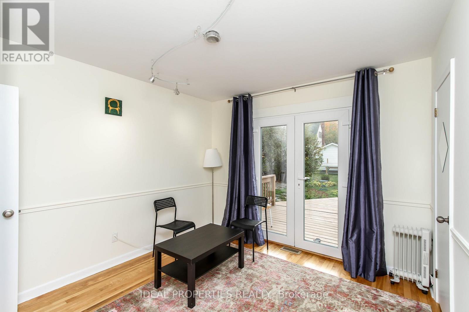 A - 2034 Saunderson Drive, Ottawa, ON - Indoor