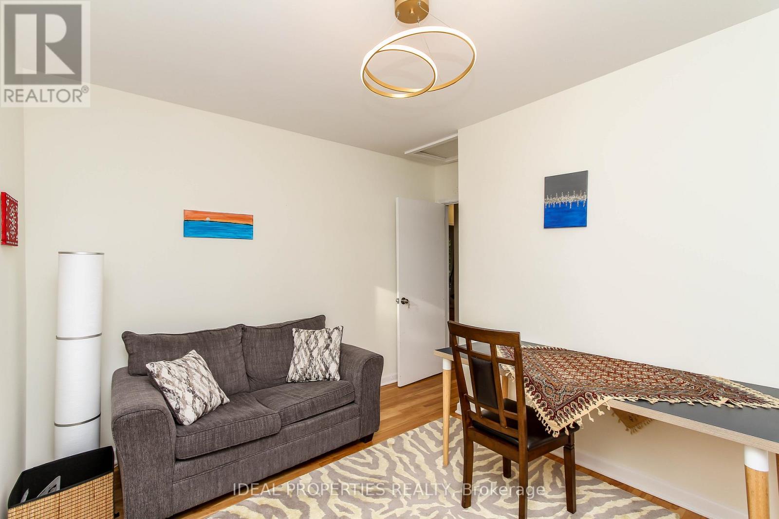 A - 2034 Saunderson Drive, Ottawa, ON - Indoor