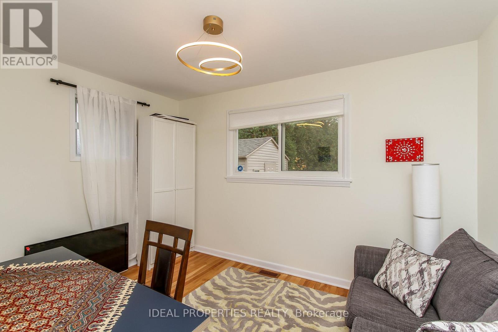 A - 2034 Saunderson Drive, Ottawa, ON - Indoor