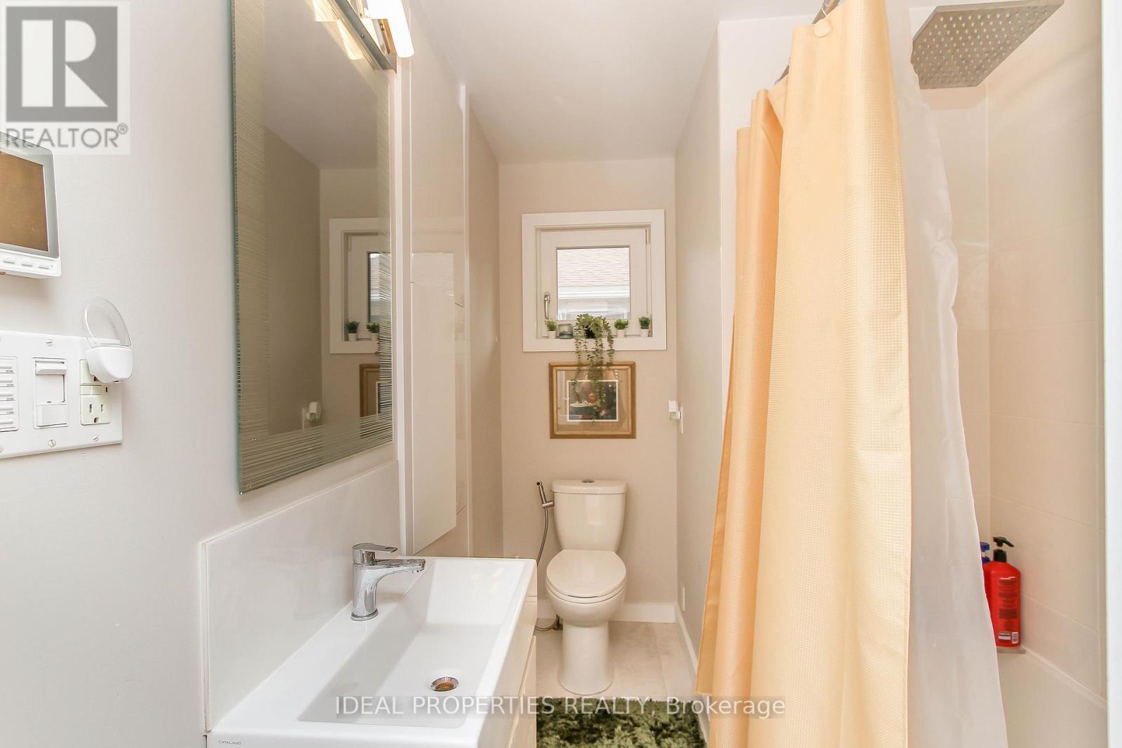 A - 2034 Saunderson Drive, Ottawa, ON - Indoor Photo Showing Bathroom